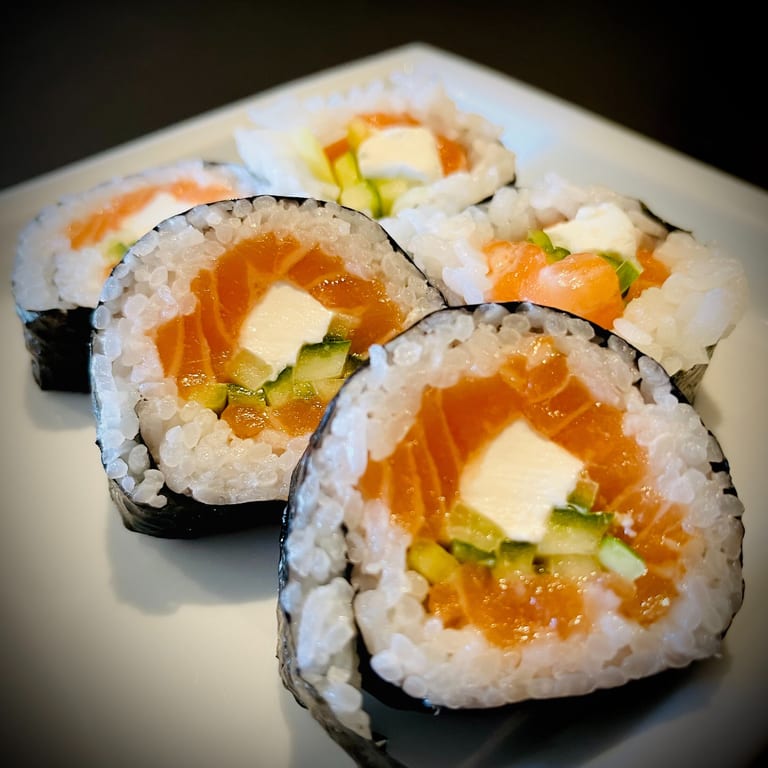 Delicious Philadelphia Roll