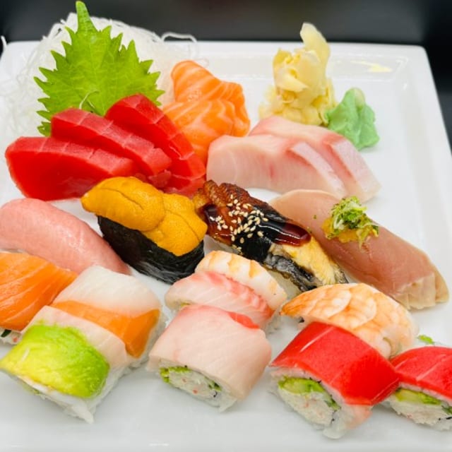 DX Sushi & Sashimi Combination.