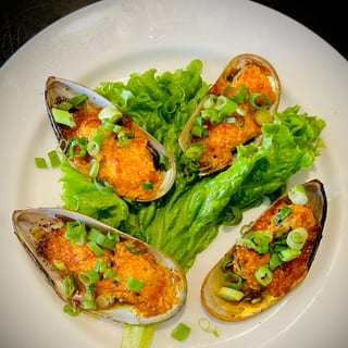25. Baked Green Mussels